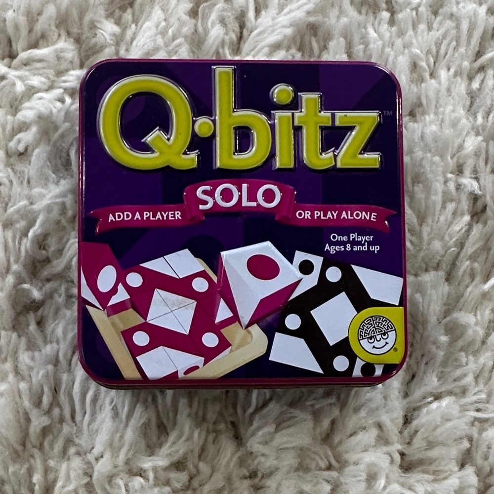 Solo Puzzle Game - NWOT